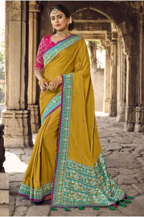 Mehndi Banarasi Saree in Banarasi silk with Lace border SR22547