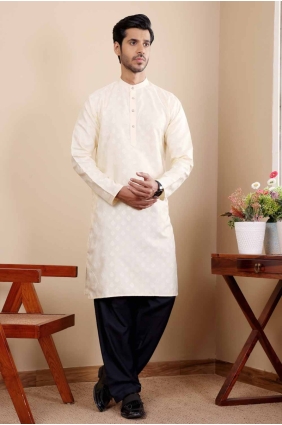 Viscose Off white Men Kurta in Weaving KURR310