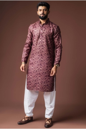 Linen Men Kurta in Wine with Digital print KURR587