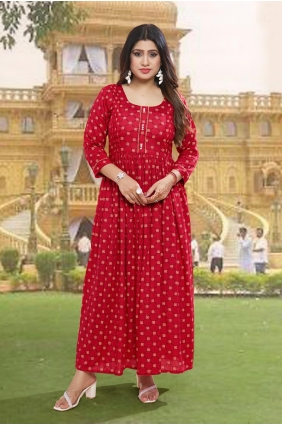 Kurti in Maroon Rayon with Digital print KTI2527