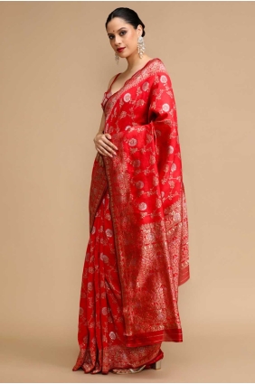 Silk Saree in Red with Weaving SR28737
